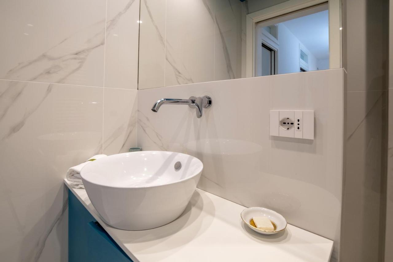 Maison M. - Luxury Apartment In Piazza Tasso ซอร์เรนโต ภายนอก รูปภาพ