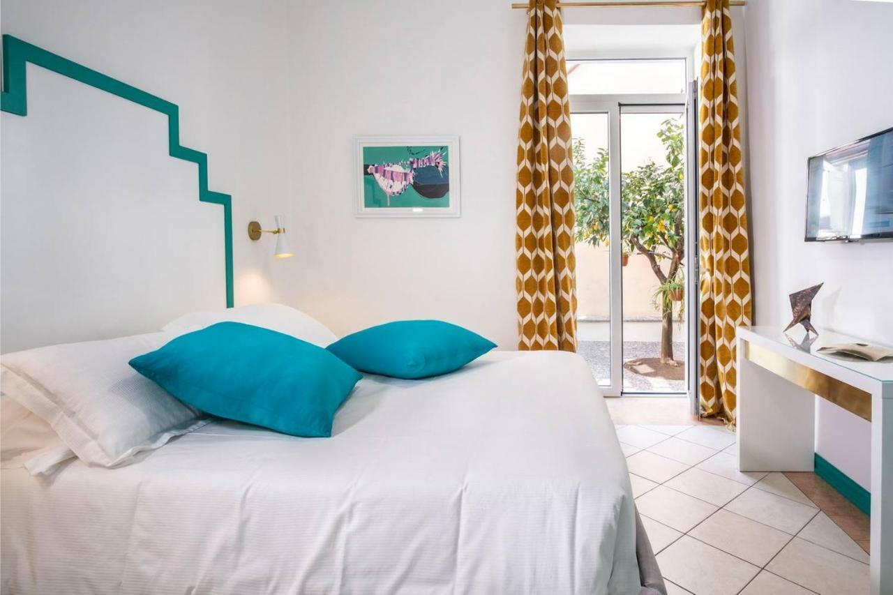 Maison M. - Luxury Apartment In Piazza Tasso ซอร์เรนโต ภายนอก รูปภาพ