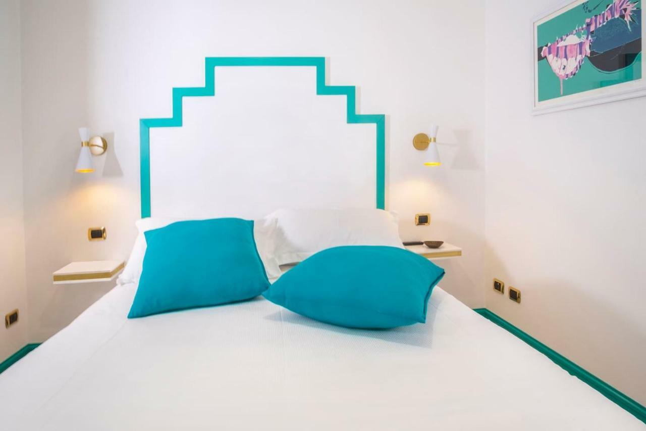 Maison M. - Luxury Apartment In Piazza Tasso ซอร์เรนโต ภายนอก รูปภาพ